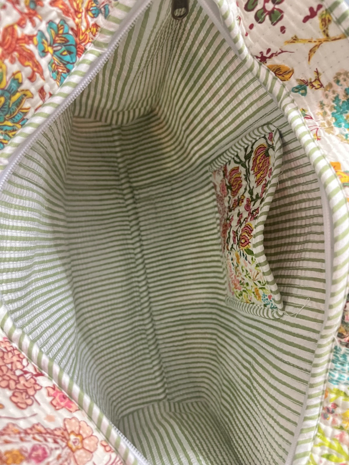 Elora Patch Tote (With Zipper)
