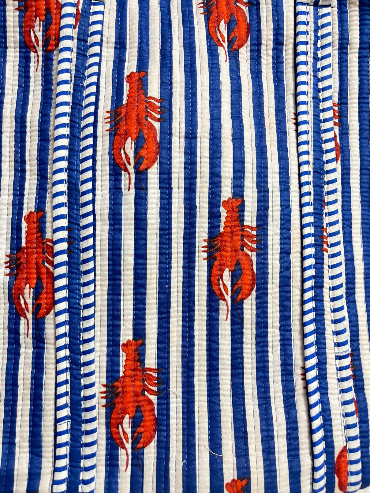 The Lobster Bay Tote (With Zipper)