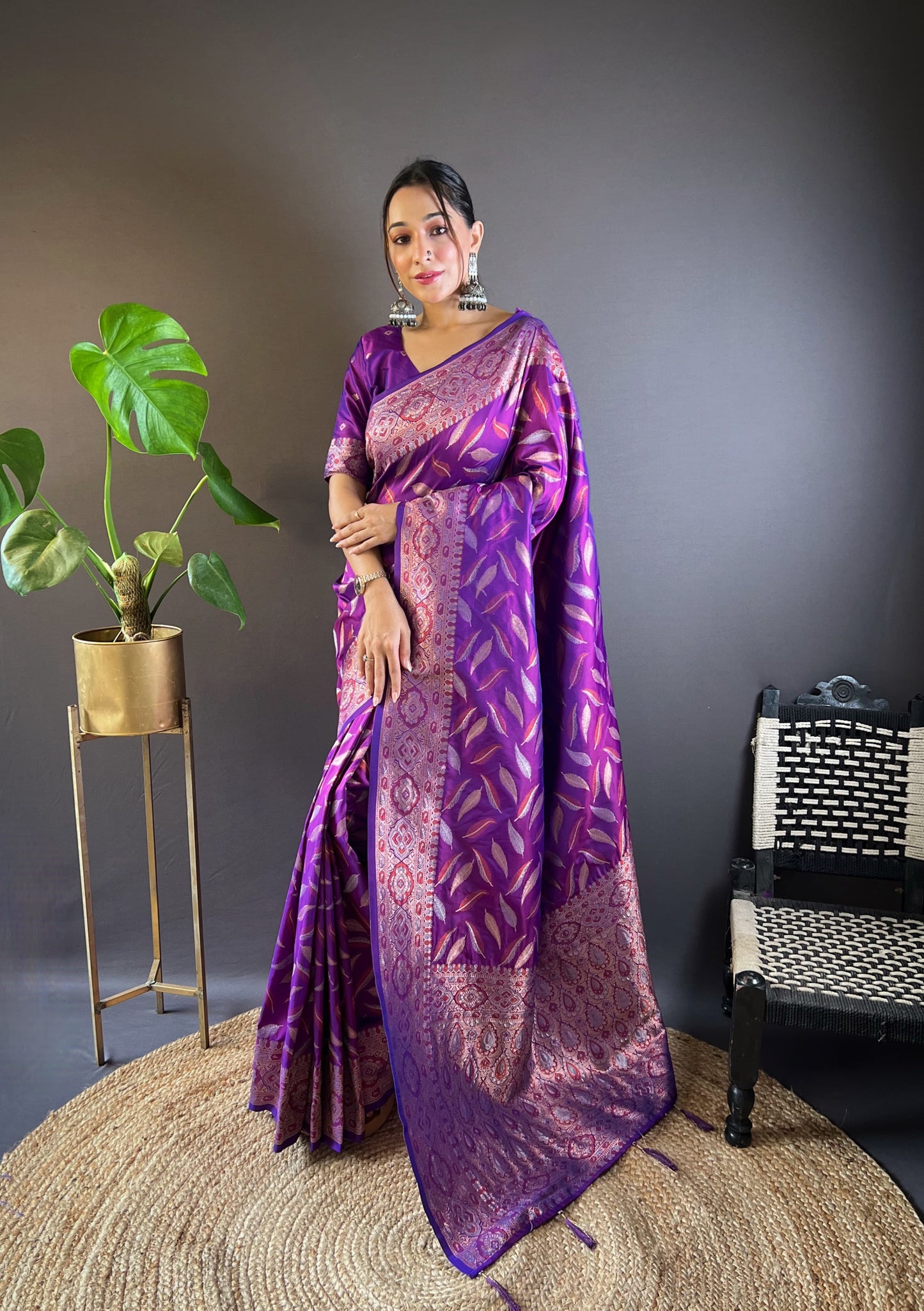 Soft Silk Saree with Triple Zari Unique Paan weaves