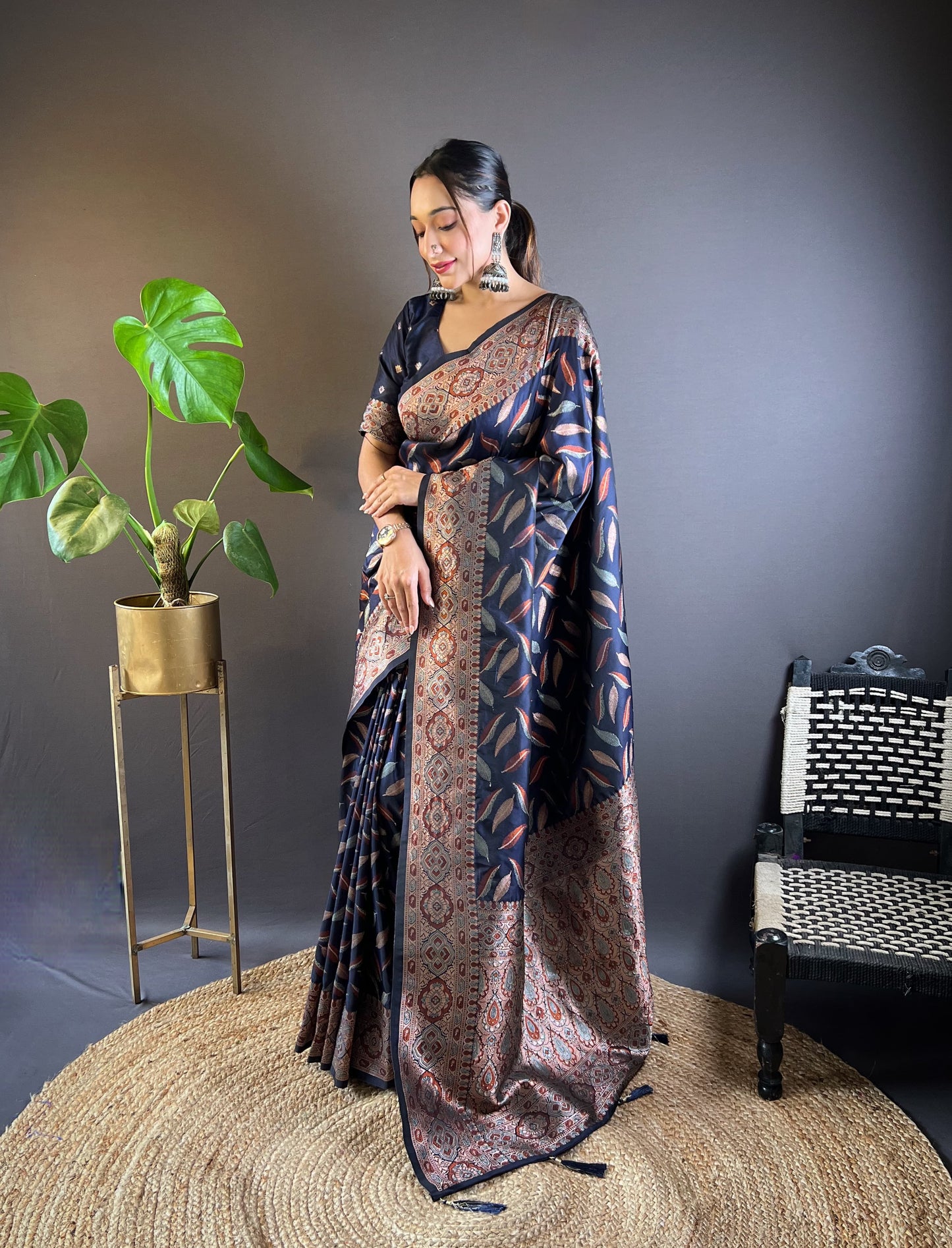 Soft Silk Saree with Triple Zari Unique Paan weaves