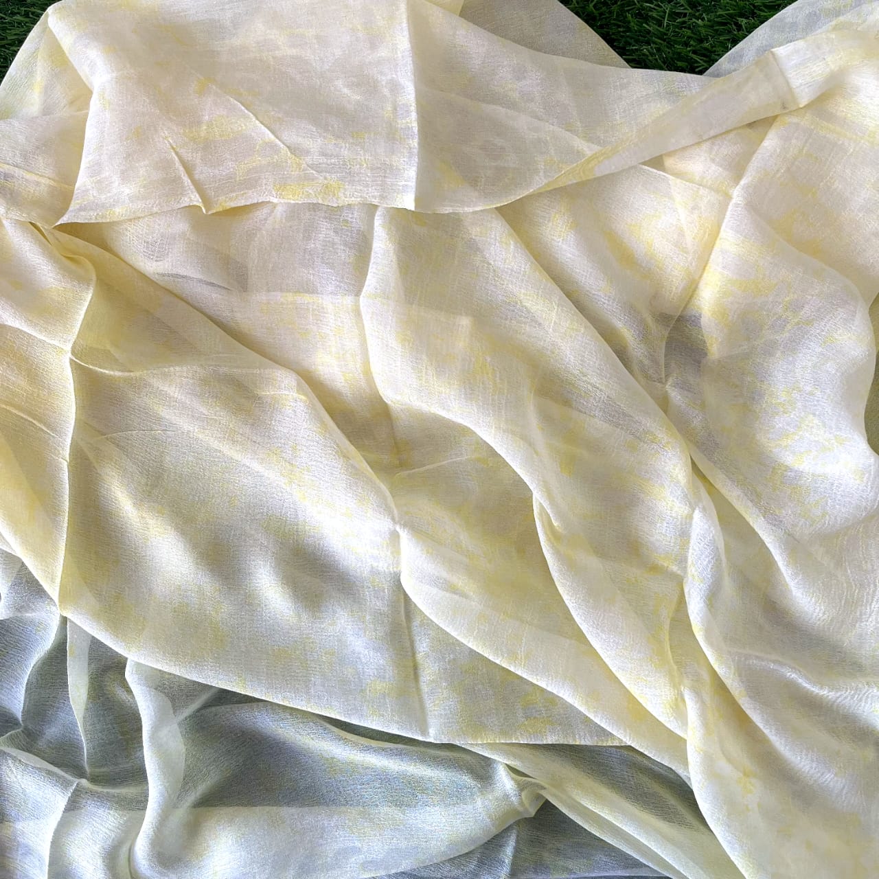 Pure Cotton Unstitched Suit With Chiffon Dupatta