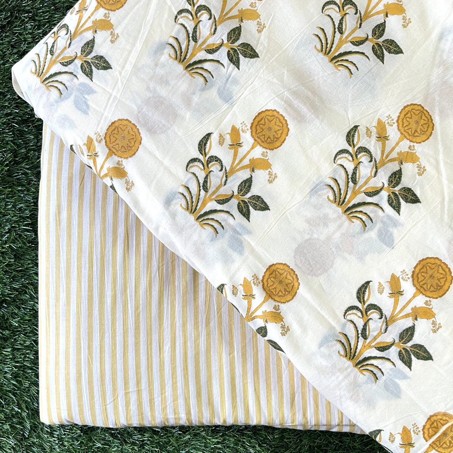 Pure cotton top and bottom set (2.5 mtr top, 2.5 mtr bottom)